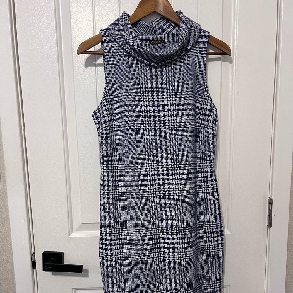 J. McLaughlin Navy and White Houndstooth Dress Size Small